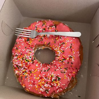 Better Be Donuts - Giant Strawberry Sprinkles - Donuts Near Me - Moreno Valley, California