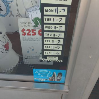 Vans Outlet - 11:00 a.m. (12/19/20) - Shoe Stores Near Me - Orange, California