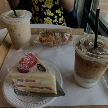 Paris Baguette - Strawberry Crème Cake, Iced Vanilla Latte, Iced Caramel Latte, Frank Sausage Roll - Coffee & Tea Near Me - Duluth, Georgia Paris Baguette - Strawberry Crème Cake, Iced Vanilla Latte, Iced Caramel Latte, Frank Sausage Roll - Coffee & Tea Near Me - Duluth, Georgia