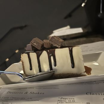 CMX CineBistro - Cheesecake - Cinema Near Me - McLean, Virginia CMX CineBistro - Cheesecake - Cinema Near Me - McLean, Virginia