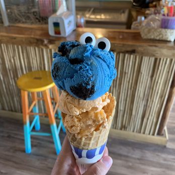 Makani's Magic Pineapple Shack - Ice creammmmmm - Juice Bars & Smoothies Near Me - Hilo, Hawaii Makani's Magic Pineapple Shack - Ice creammmmmm - Juice Bars & Smoothies Near Me - Hilo, Hawaii