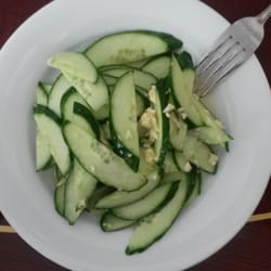 KYOTO wok & sushi - Okurkovy salat