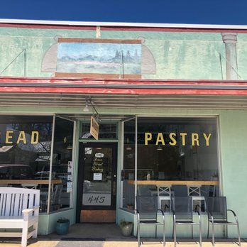 Farmhouse Bakery - the front of the bakery - Bakeries Near Me - Etna, California
