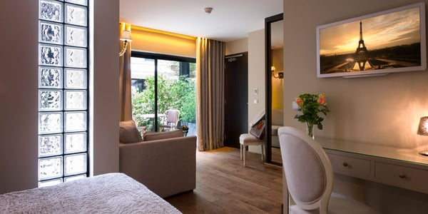 B Montmartre Hôtel by null