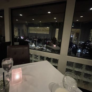 Coco Palm Restaurant - Cuban Near Me - Pomona, California