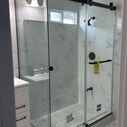 Full frameless shower job