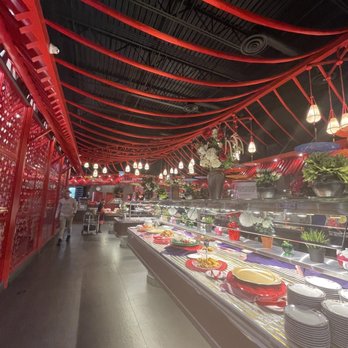 Mandarin Restaurant - the interior of the restaurant - Sushi Bars Near Me - Windsor, Ontario Mandarin Restaurant - the interior of the restaurant - Sushi Bars Near Me - Windsor, Ontario