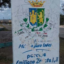 Parque Emiliano Zapata 1 y 2 - Un poco de grafitti para adornar