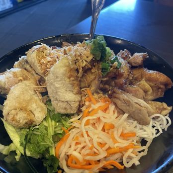 PHO ELEMENT - Updated July 2024 - 1702 Photos & 1015 Reviews - 2216 S