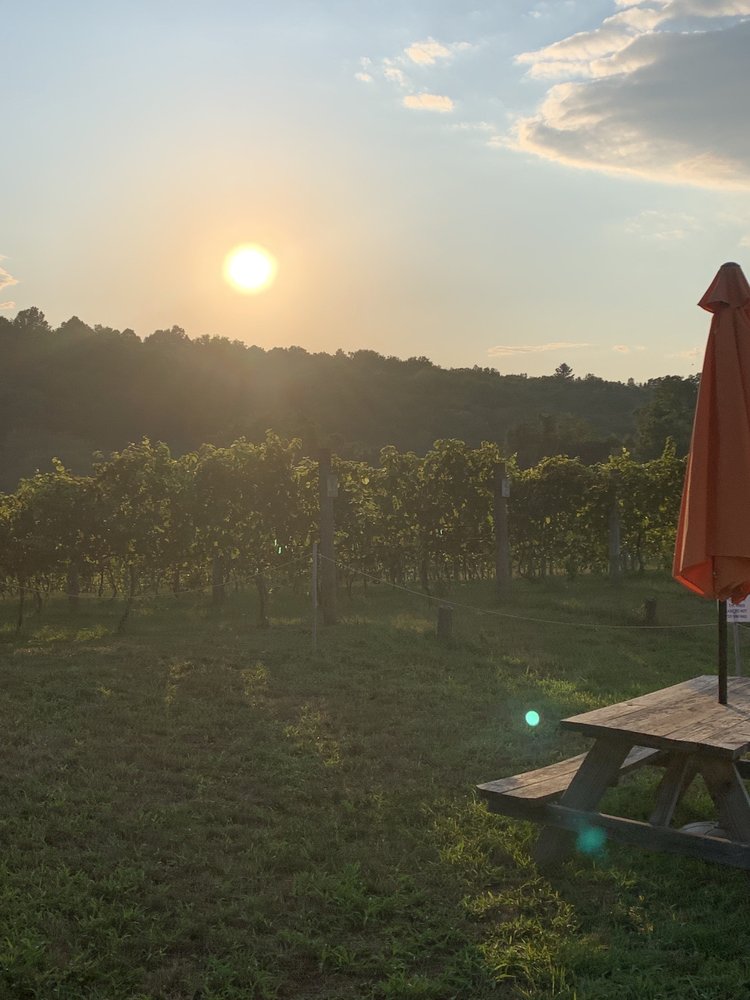 HEARTSTONE WINERY 53 Photos & 23 Reviews 468 Rte 87, Columbia, CT