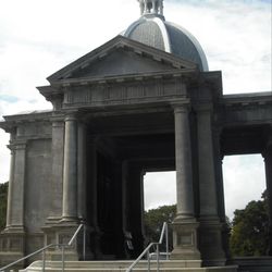 St John's Cemetery - Infrastructure