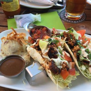 Original Joe S Restaurant Bar 39 Photos 39 Reviews Bars 1220 Kensington Road Nw Calgary Ab Restaurant Reviews Phone Number