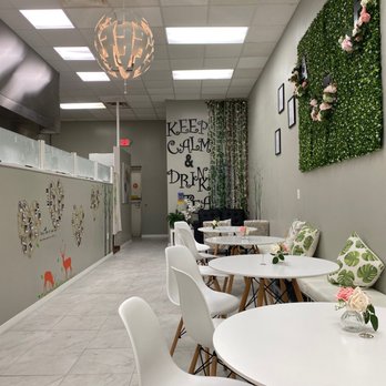 Annie’s Tea House - Seating area - Bubble Tea Near Me - Brandon, Florida Annie’s Tea House - Seating area - Bubble Tea Near Me - Brandon, Florida