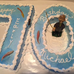 M & M Specialties Custom Bake Shoppe - Beautiful cake!! Love her talent!