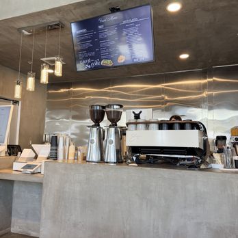 Cafe Con Leche Con Amor - Coffee & Tea Near Me - Hollister, California