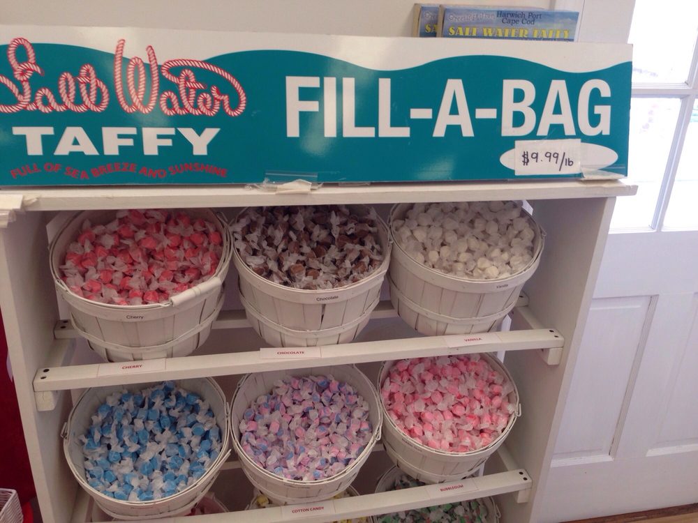 Dr. Cavity's Candy Shack Logo