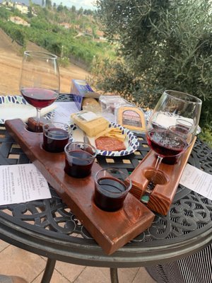 Hungry Hawk Vineyards & Winery by null