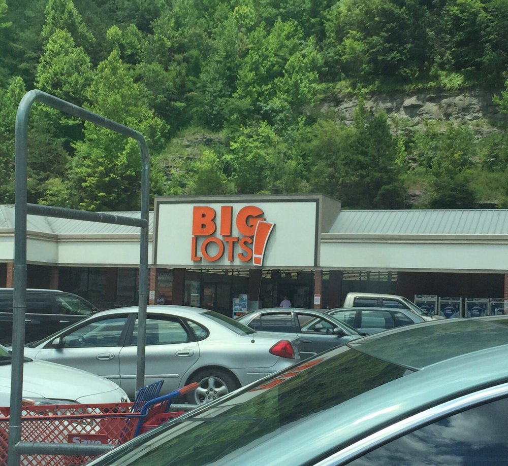 BIG LOTS Updated September 2024 371 Village Dr, Prestonsburg