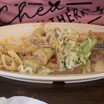 Taco Salsa - Combo rolled taco chicken platter - Mexican Near Me - Yuma, Arizona Taco Salsa - Combo rolled taco chicken platter - Mexican Near Me - Yuma, Arizona