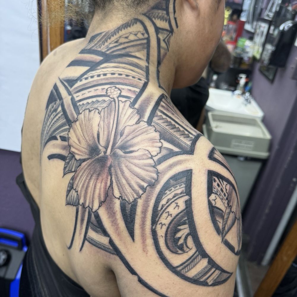 Mabee Ink (@MrMabeeInk) • Facebook, image size:1000x1000