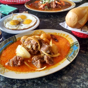 Le Croissant Dore - Beef stew (rear) chicken curry, eggs sunny side up, and fresh bread - Bakeries Near Me - Westminster, California