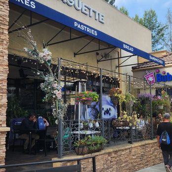 Paris Baguette - Outdoor seating - Bakeries Near Me - Diamond Bar, California Paris Baguette - Outdoor seating - Bakeries Near Me - Diamond Bar, California