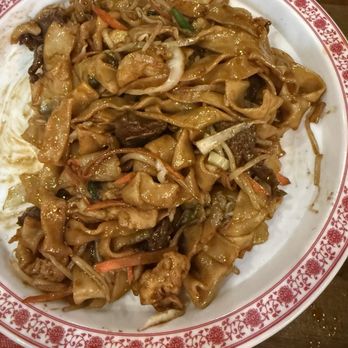 Dragon Casa - Stir fry combo noodles - Asian Fusion Near Me - Dallas, Texas Dragon Casa - Stir fry combo noodles - Asian Fusion Near Me - Dallas, Texas