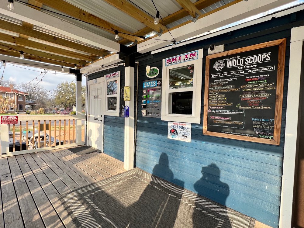 MIDLO SCOOPS Updated April 2024 101 S 3rd St, Midlothian, Texas