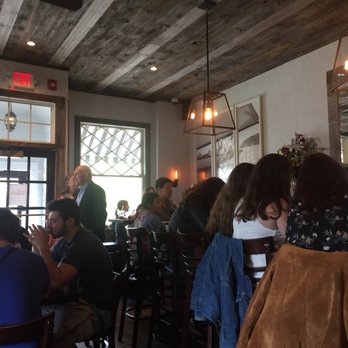 Little Goose - Inside on mother's day - Breakfast & Brunch Near Me - Fairfield, Connecticut Little Goose - Inside on mother's day - Breakfast & Brunch Near Me - Fairfield, Connecticut