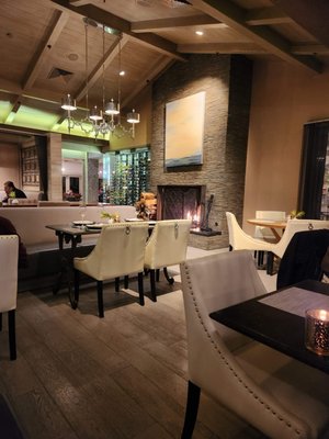 Lucia Restaurant & Bar by null