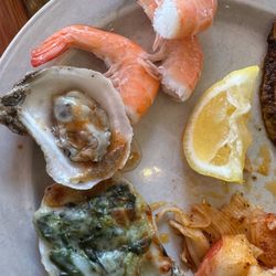 Fish Bones Restaurant - Oysters and shrimp but