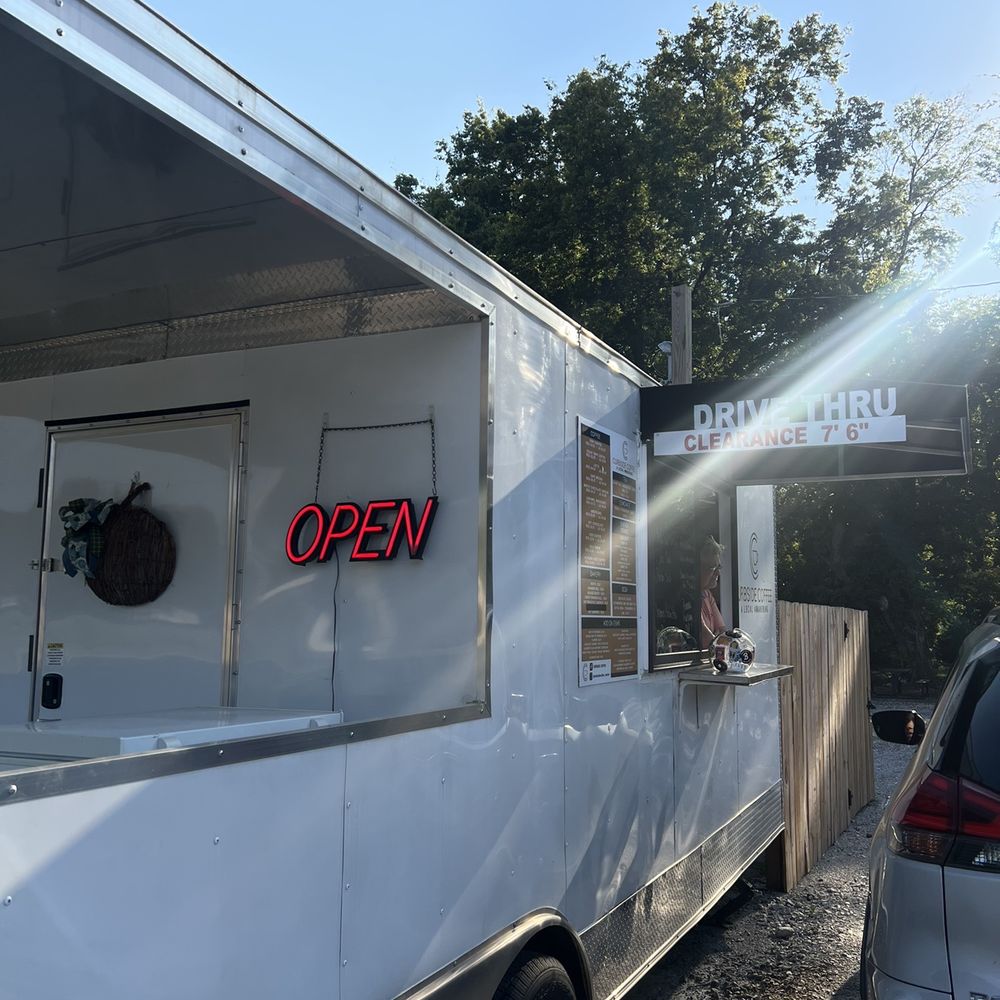 Trailer / drive-thru Trailer / drive-thru