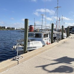 Sponge Docks - More pictures of the dachshund boats