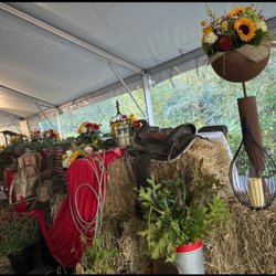 Walnut Grove Floral Boutique - The stage, beautifully decorated