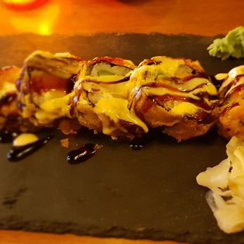 Umibar - frittierte Sushirolle - Sushi Bars Near Me - Cologne, NW