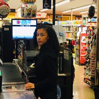 Safeway - This lady helped me with the purchase and later got me my purchases when I came to pick it up before midnight. - Grocery Near Me - Livermore, California Safeway - This lady helped me with the purchase and later got me my purchases when I came to pick it up before midnight. - Grocery Near Me - Livermore, California