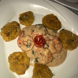 Papa Seafood - TOSTONES GRILLED SHRIMPS IN CAJUN CREAM