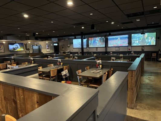 B-52 Burgers & Brew Inver Grove Heights by null