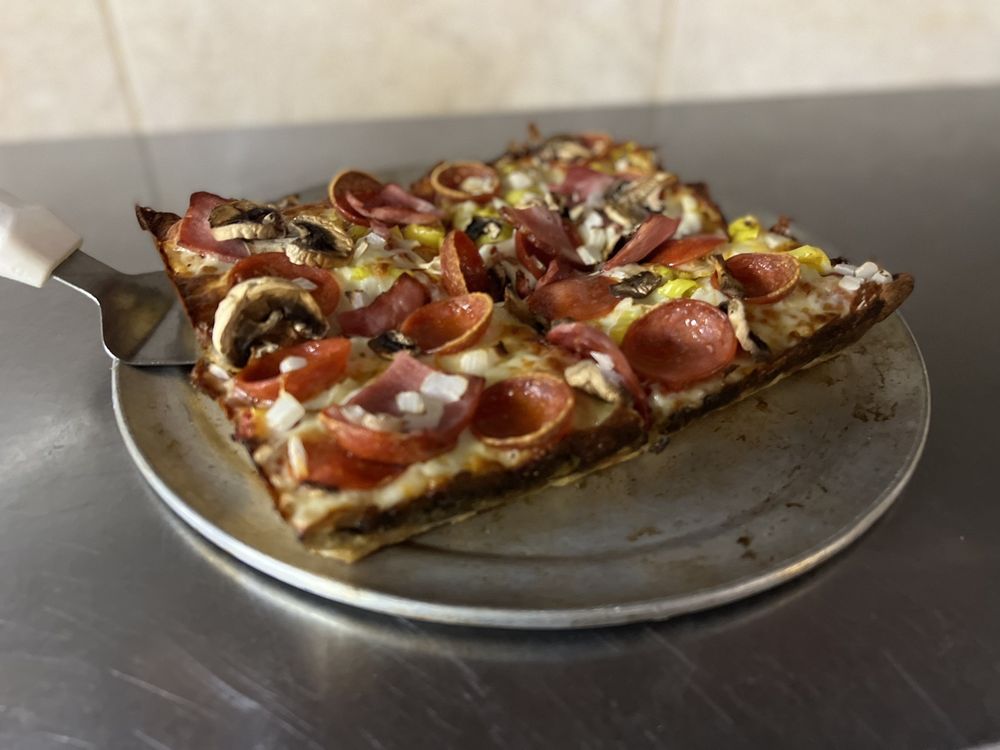 The Mountain Bar & Grill Logo