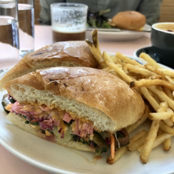 Cafe Roze - Broccoli Sandwich - Breakfast & Brunch Near Me - Nashville, Tennessee