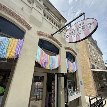 Le Petit Sweet - Candy Stores Near Me - New Braunfels, Texas Le Petit Sweet - Candy Stores Near Me - New Braunfels, Texas