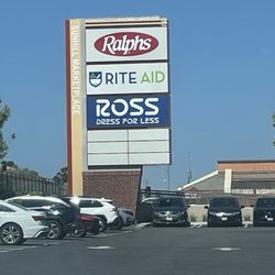 Ross Dress for Less - It's in here!!!