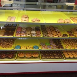 Ken's Donuts