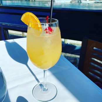 Water's Edge - Boone Hall Sangria - Seafood Near Me - Mount Pleasant, South Carolina Water's Edge - Boone Hall Sangria - Seafood Near Me - Mount Pleasant, South Carolina