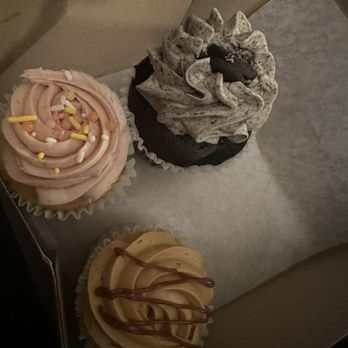 Dewey's Bakery - Cookies and cream cupcake, salted caramel cupcake and lemon raspberry cupcake with lemon filling! - Bakeries Near Me - Winston Salem, North Carolina Dewey's Bakery - Cookies and cream cupcake, salted caramel cupcake and lemon raspberry cupcake with lemon filling! - Bakeries Near Me - Winston Salem, North Carolina