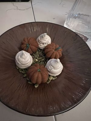 Course Restaurant by null