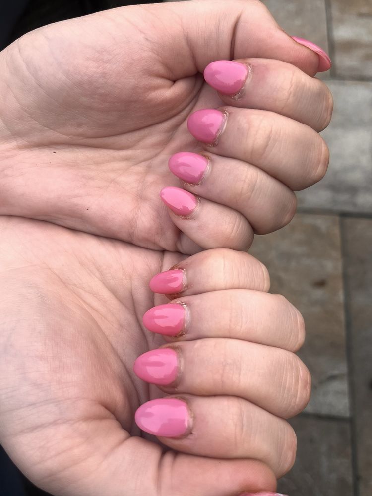 V Star Nails & Spa Logo