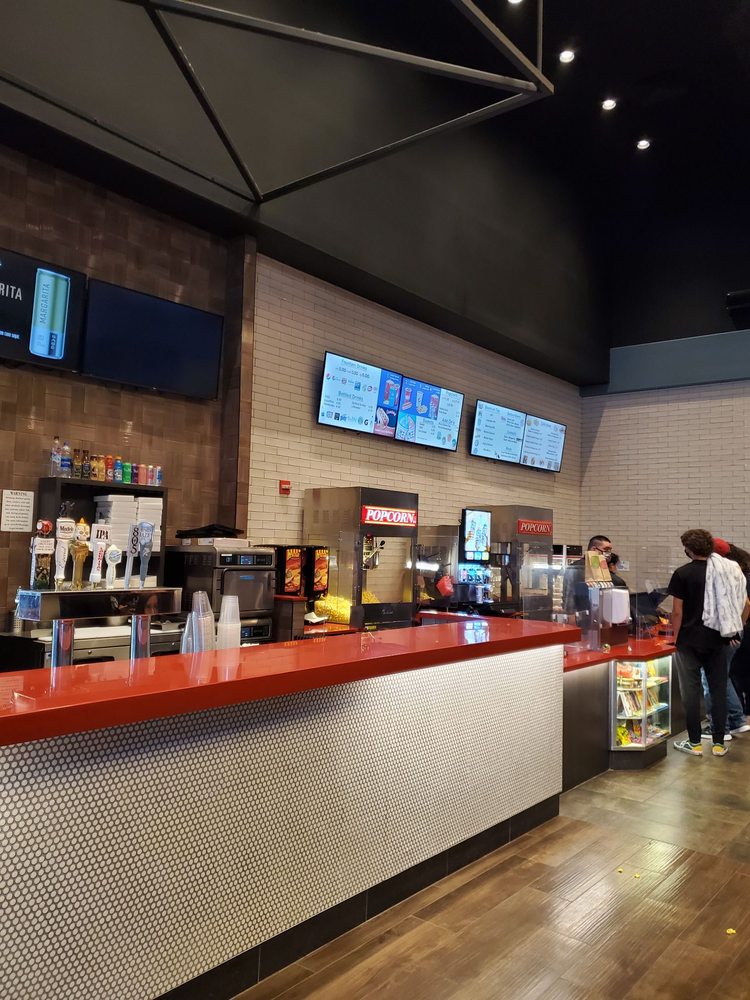CINELUX GILROY CAFÉ & LOUNGE - Updated July 2024 - 14 Photos & 29 ...