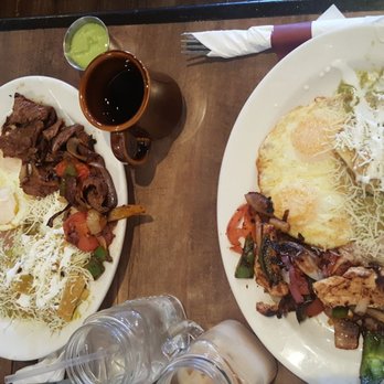 Cafe De Olla - del norte and del sur, yummm - American Near Me - Burbank, California