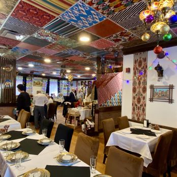 Old Bukhara - Main dining room downstairs - Halal Near Me - River Edge, New Jersey